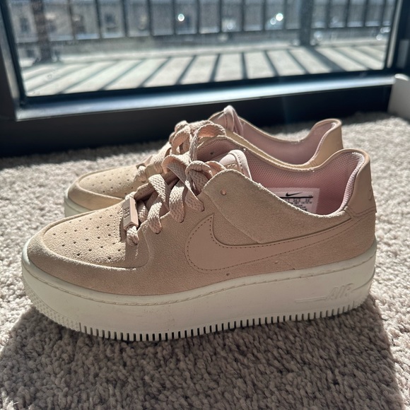 Women’s Nike Air Force One Sage Low Size 5 US - Picture 5 of 5